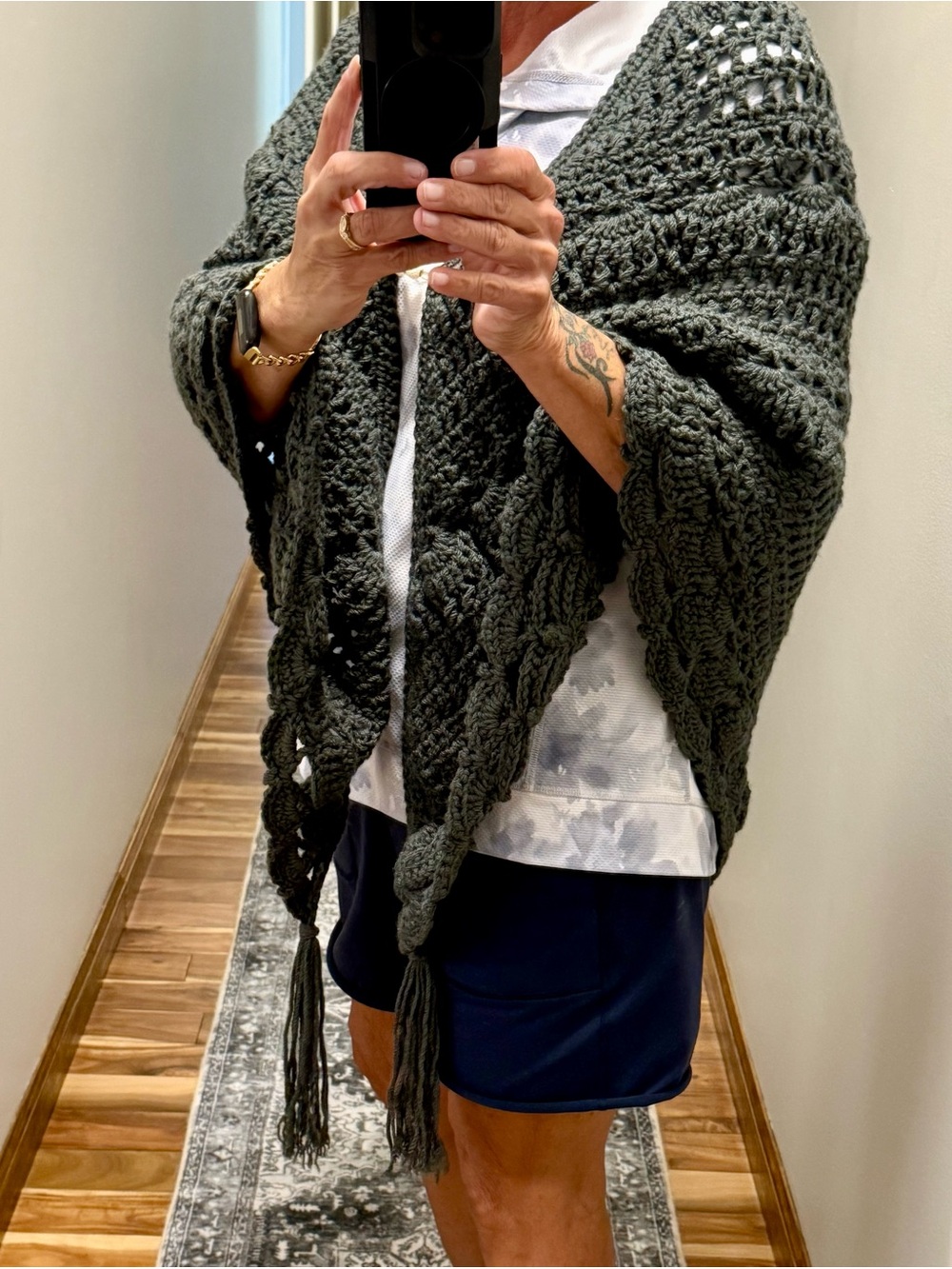 Women's Crochet Open-Front Shawl - Charcoal Gray - Picture 6 of 8